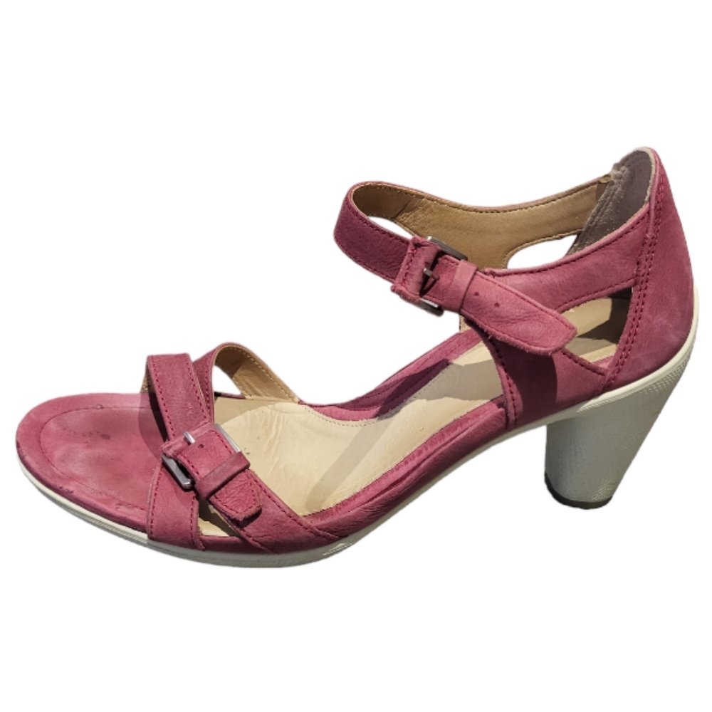 ECCO Sculptured Womens 40 Cross Strap Closed Back Sandal